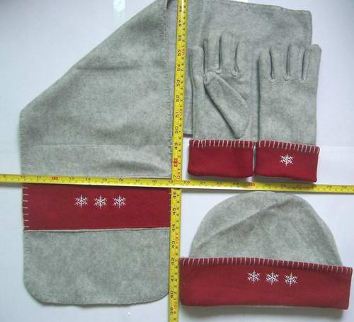 摇粒绒圣诞系列（帽子，围巾，手套）
